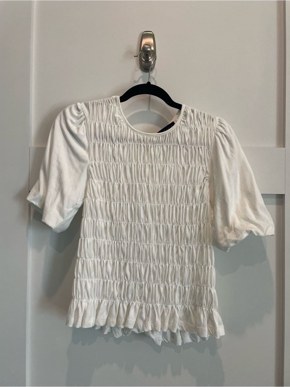 NWOT Sanctuary White Smocked Puff Sleeve Blouse
